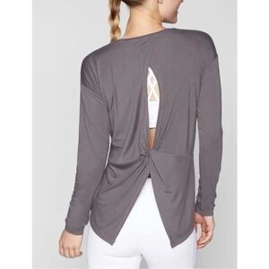 Athleta Gray  Twist-Back Long Sleeve Top Medium